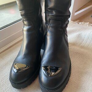 Italian leather boots size 39